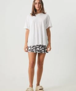 NEW ARRIVALS Afends Womens Slay - Hemp Oversized T-Shirt - White