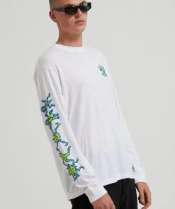 Afends Unisex Sleepy Hollow - Unisex Hemp Long Sleeve Graphic T-Shirt - White 22 Afends Unisex Sleepy Hollow - Unisex Hemp Long Sleeve Graphic T-Shirt - White