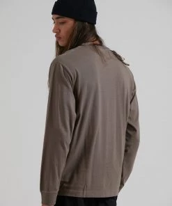 Afends Mens Credits - Recycled Long Sleeve T-Shirt - Beechwood