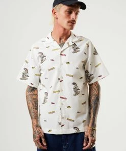 Afends Mens Fendsa - Recycled Cuban Short Sleeve Shirt - White
