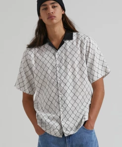 Afends Mens Wired - Hemp Cuban Short Sleeve Shirt - White