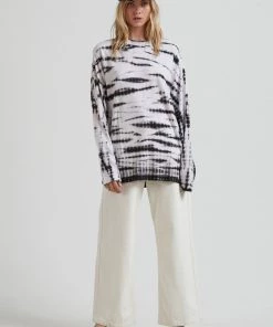 Afends Womens Hannah - Hemp Dyed Long Sleeve T-Shirt - Black 7 Afends Womens Hannah - Hemp Dyed Long Sleeve T-Shirt - Black