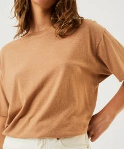 EVERYDAY ESSENTIALS Afends Womens Slay - Hemp Oversized T-Shirt - Chestnut