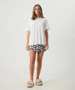 NEW ARRIVALS Afends Womens Slay - Hemp Oversized T-Shirt - White