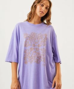 Afends Womens Ava - Hemp Oversized Graphic T-Shirt - Plum